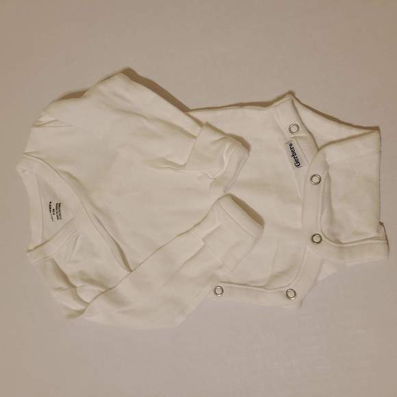 GERBER SLEEP SACK & ONESIE BUNDLE - NEWBORN - Picture 9 of 11